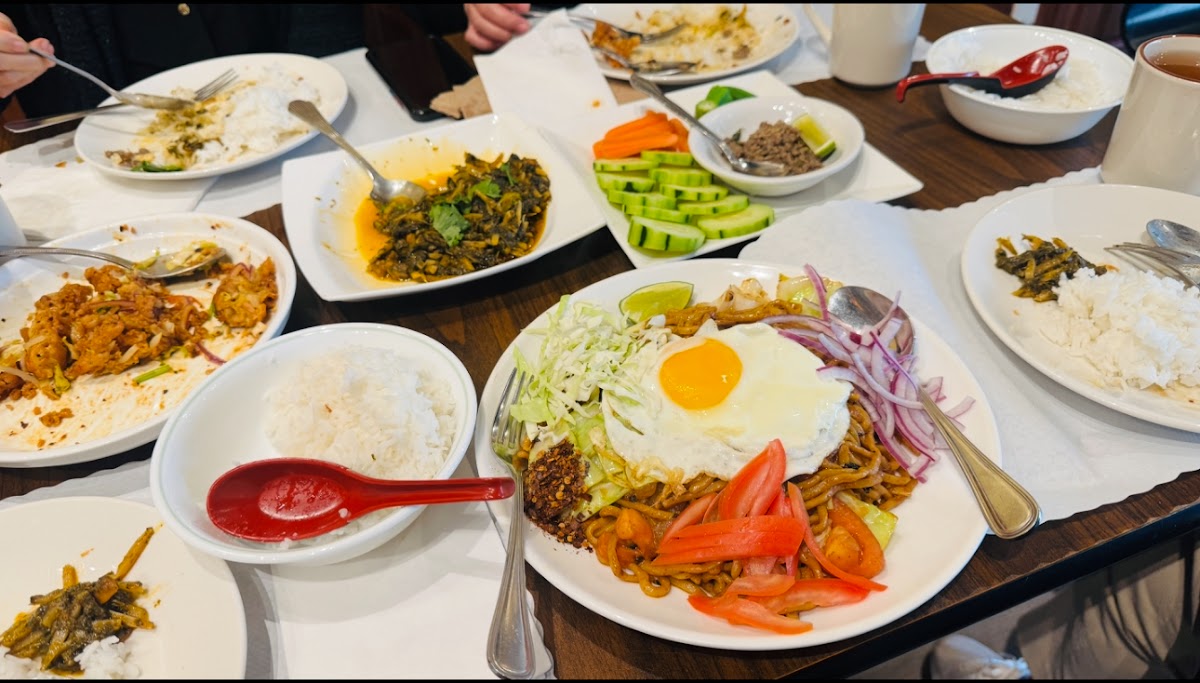 Burma Silver Star Restaurant Photos 2